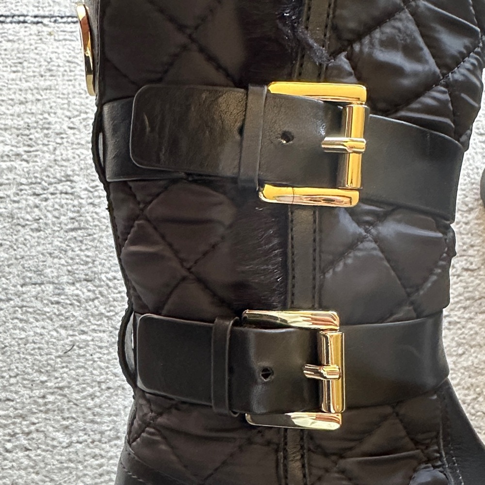 NEW Michael Kors Black Quilted Winter Boots - Picture 5 of 9